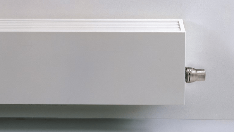 Radiator aan de wand