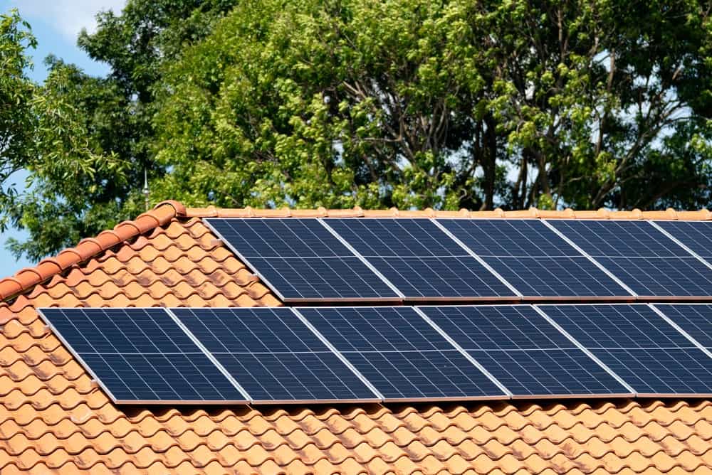 zonnepanelen op dak woning 